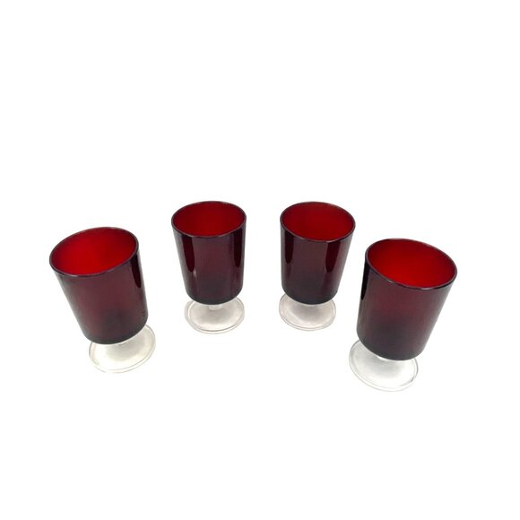 Vintage French Luminarc Ruby Red Wine Glasses Cranberry Glass Set Of Four Vintag - Picture 3 of 7